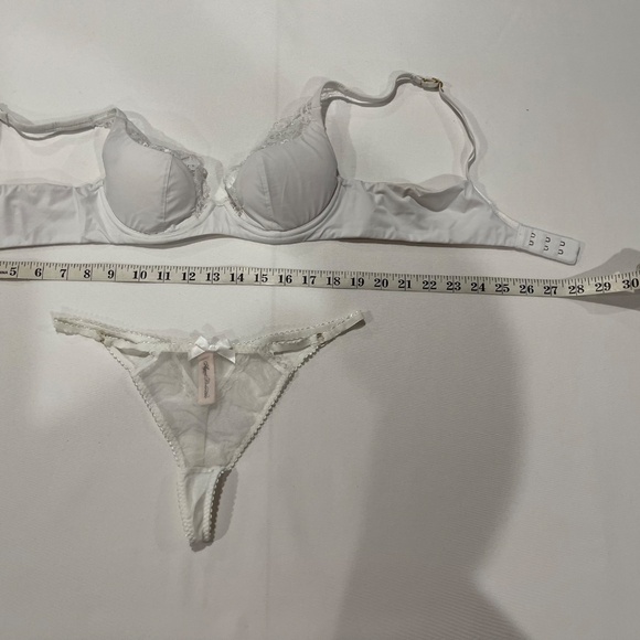 Agent Provocateur White Lace Bra - Picture 6 of 14